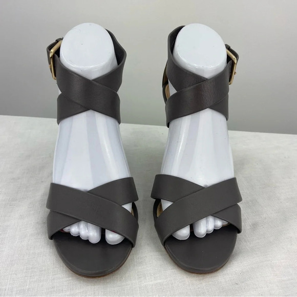 J.Crew Gray Mari Leather Strappy Heeled Sandals Gold Buckle Size 8 Made in Italy - Picture 2 of 8